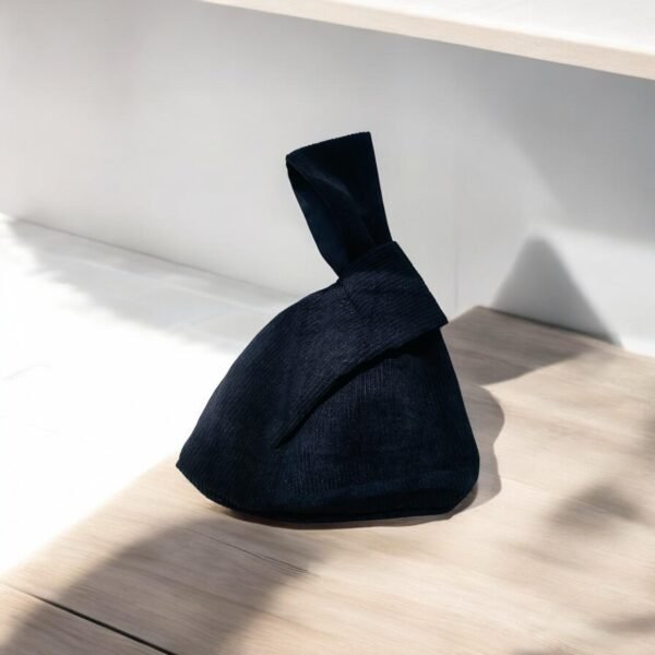 Onyx Knot Bag